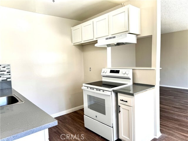 Foto principal - 1066 E 3rd St