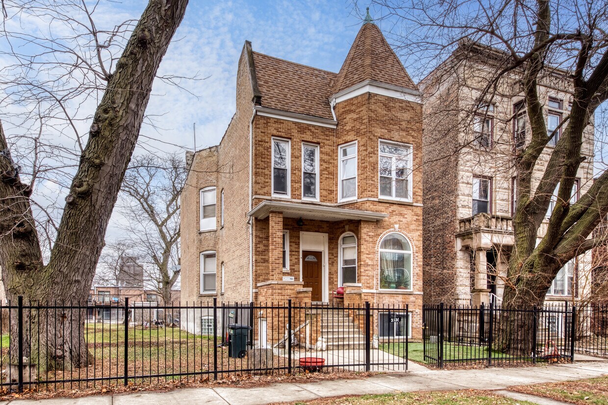 Primary Photo - 3536 W Fulton Blvd