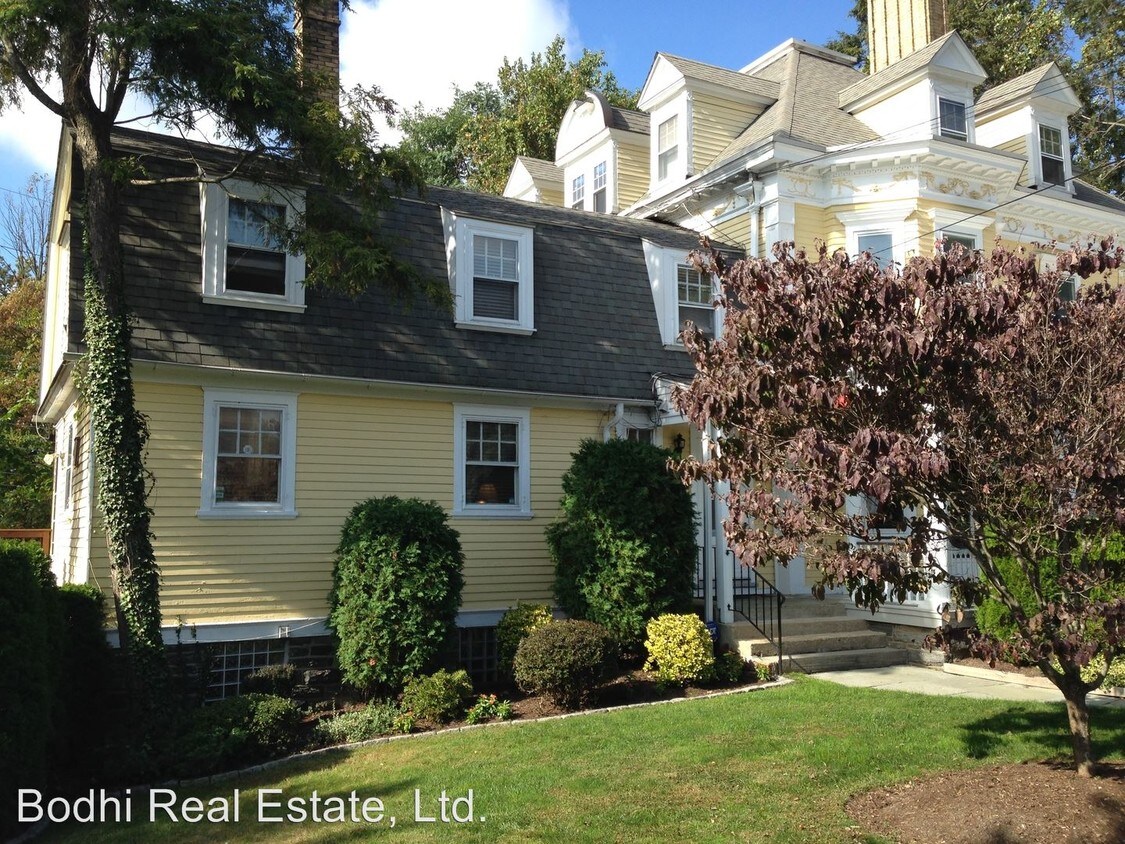 Foto principal - 894 Glenbrook Ave