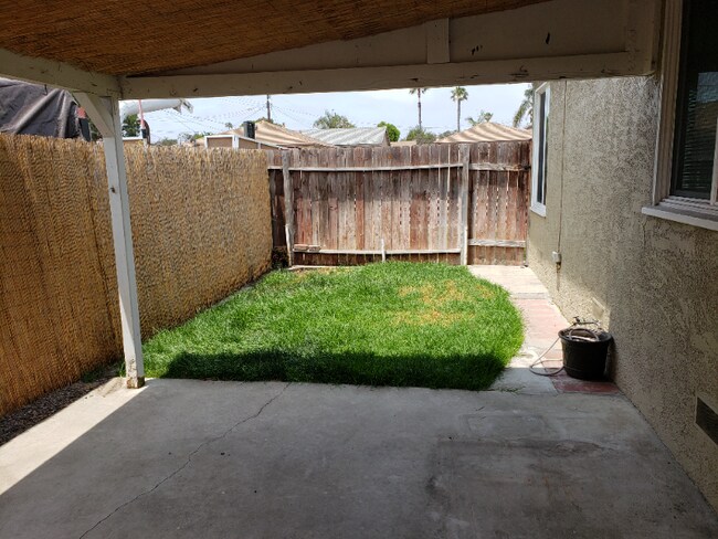 Foto del edificio - 16516 Firmona Ave