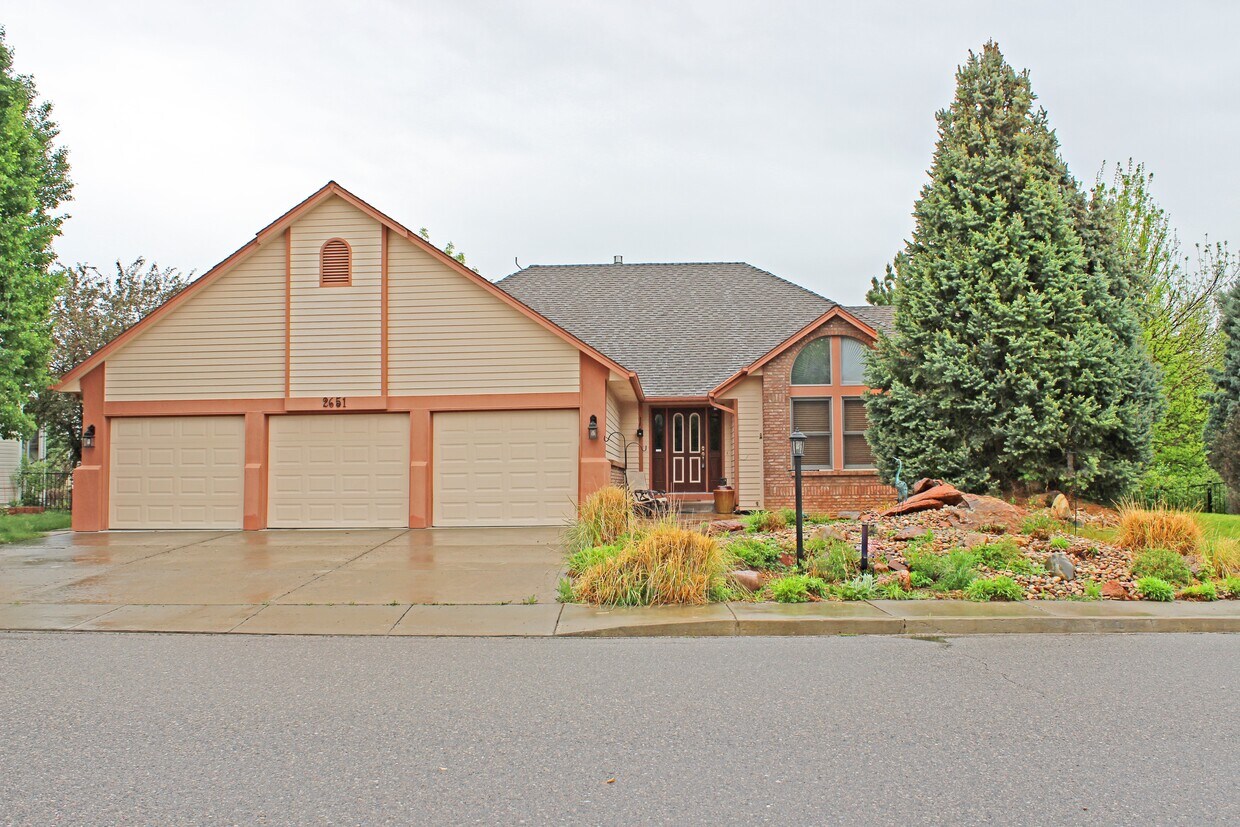 Welcome Home! - 2651 Eldorado Springs Drive