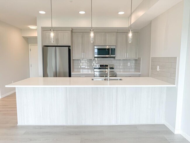 Photo du bâtiment - 2.0 bedroom in Calgary Alberta T3M 3X3