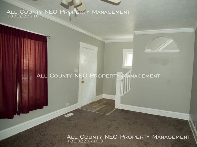 Building Photo - 3bed 1bath w/one month's free rent