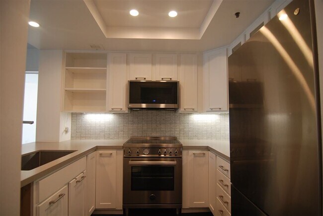Foto del edificio - 880 W 1st St