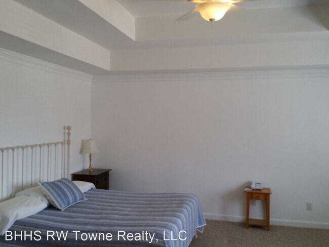 Building Photo - 4 br, 3 bath House - 2326 Sea Shell Road