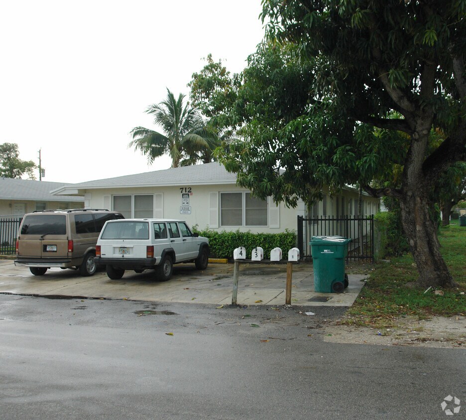 Foto del edificio - 712 NW 4th Ave