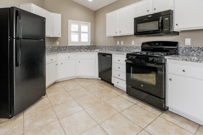 Building Photo - 807 Ambassador Drive