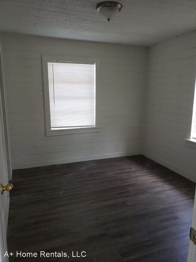Building Photo - 3 br, 1 bath House - 231 Quentin Ave NW