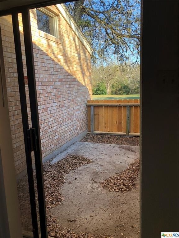 Building Photo - 111 Guadalupe River Dr