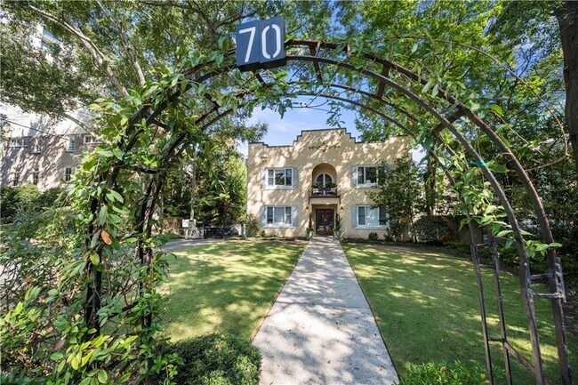 Foto del edificio - 70 Sheridan Dr NE