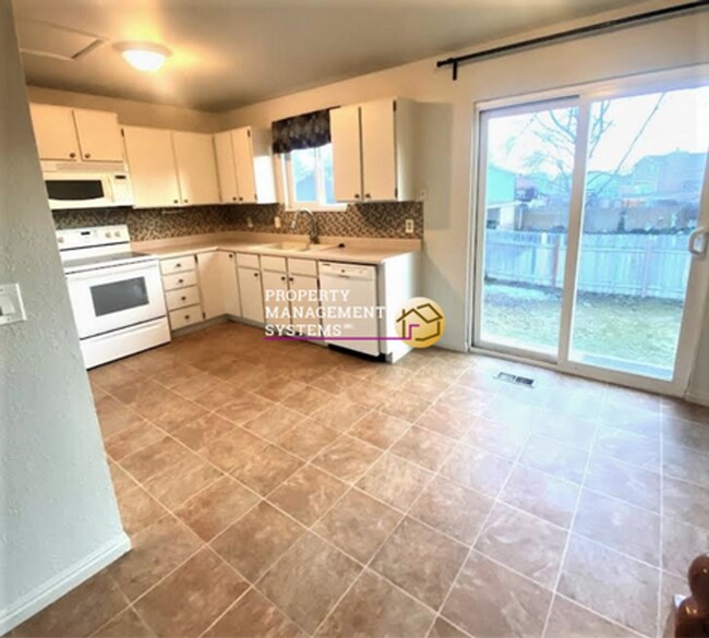 Foto del edificio - 4 Bedroom Home in Taylorsville!