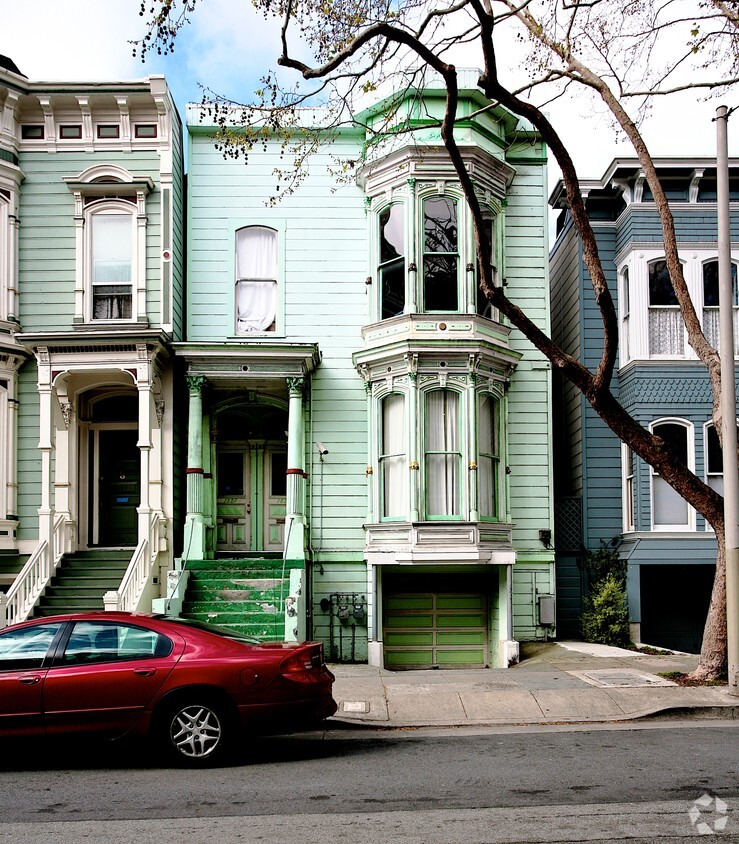 Building Photo - 1827 Steiner St