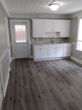 Building Photo - 26 North St