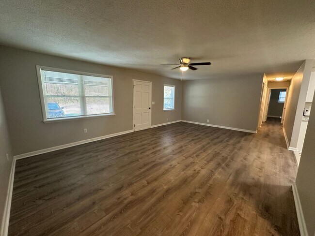 Foto del edificio - 811 Allen St