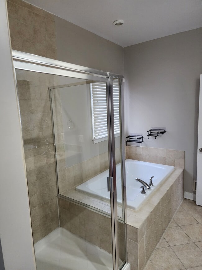 Photo - 5606 Baltimore Ave Townhome