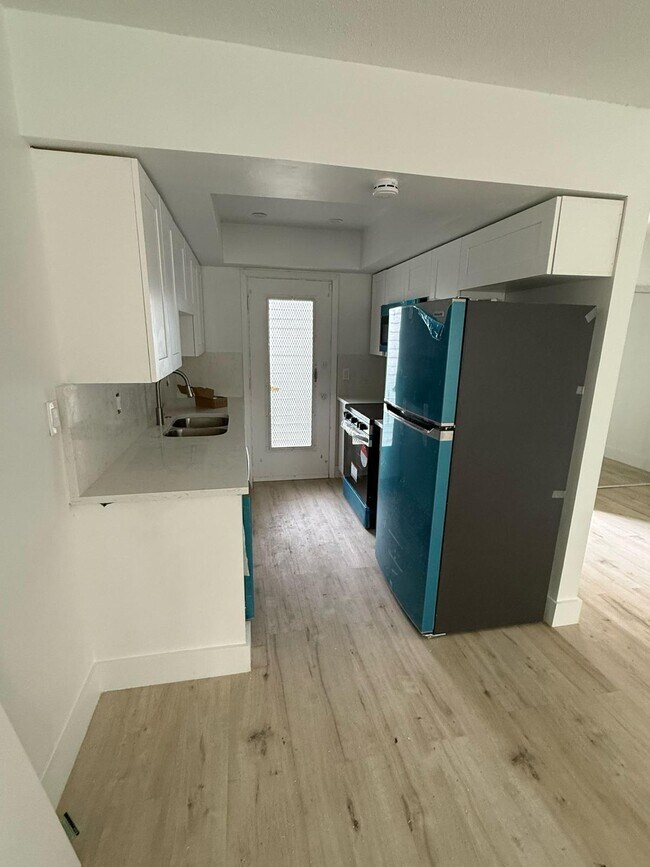 Foto del edificio - 1480 E Sample Rd