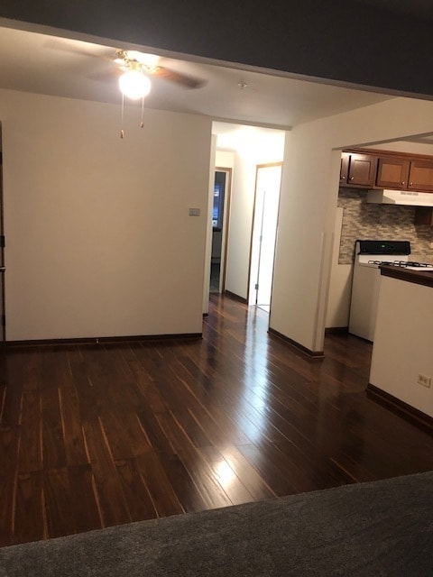 Building Photo - 9429 S Kenton Ave