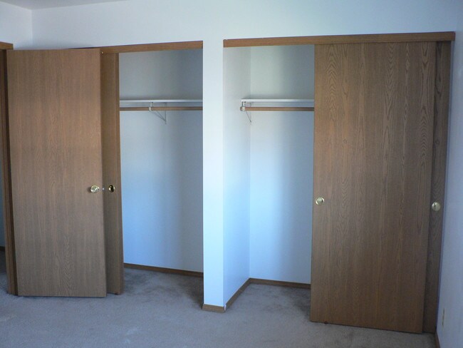 Foto del edificio - 105 Wood Ct