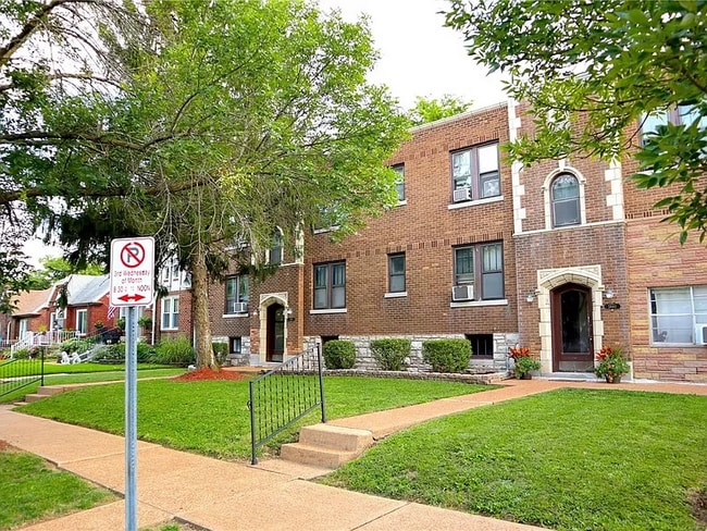 Building Photo - 3844 Wilmington Ave