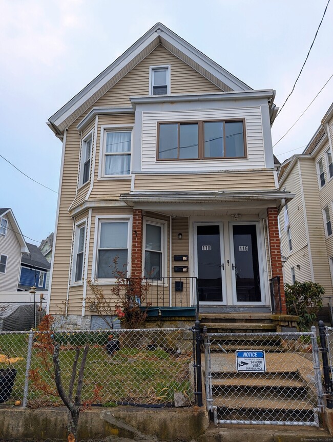 Building Photo - 116 Stillman St