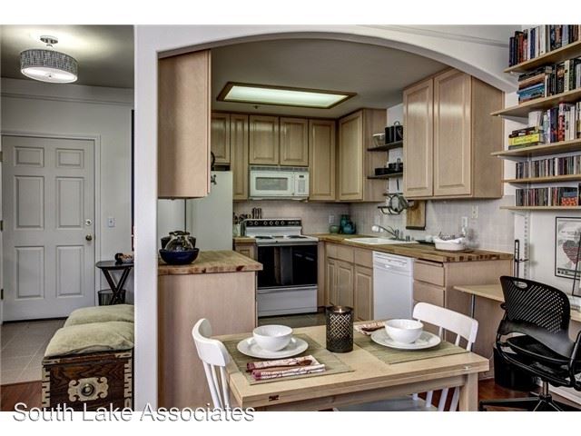 Building Photo - 3271 SW Avalon Way