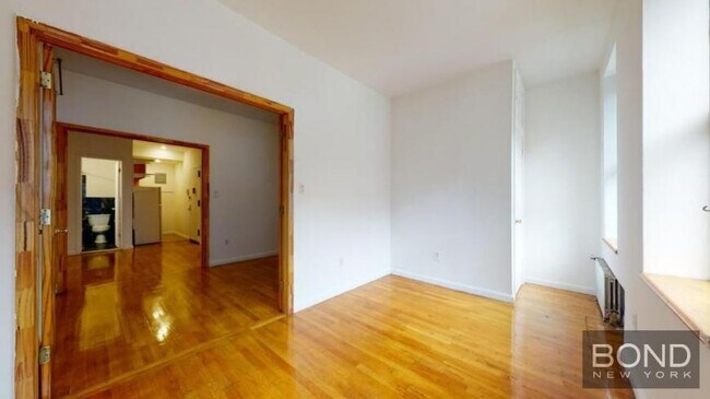 Foto del edificio - 2 bedroom in NEW YORK NY 10003