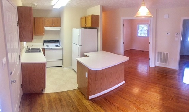 Kitchen and dining room - 209 S McPherson Church Rd