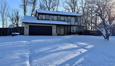 Building Photo - 7994 Northwood Dr