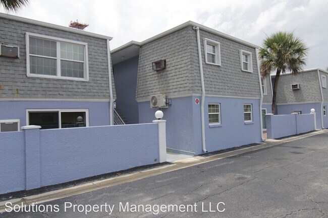 Foto del edificio - 1 br, 1 bath House - 390 W Cocoa Beach Cau...