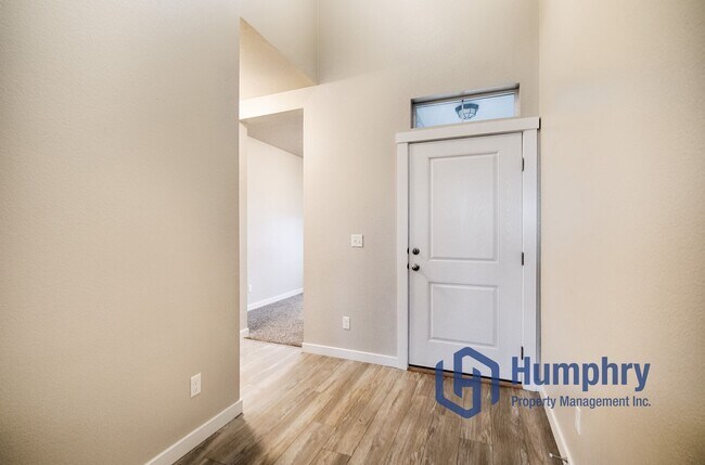 Foto del edificio - Beautiful home in South East Boise