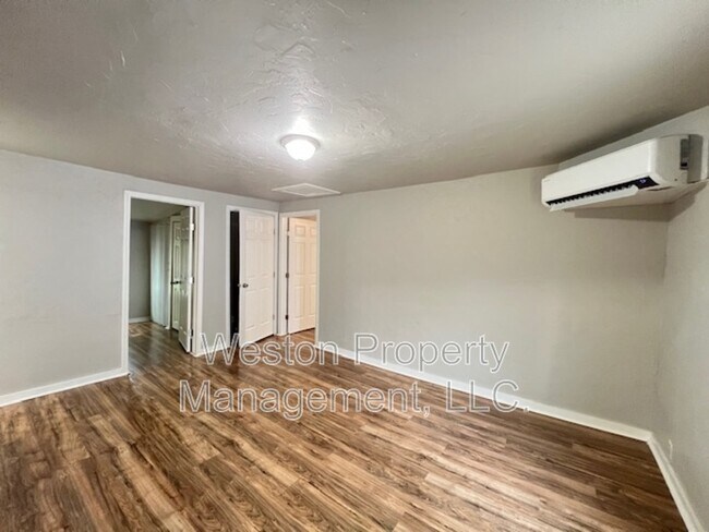 Foto del edificio - 322 Reed Ave