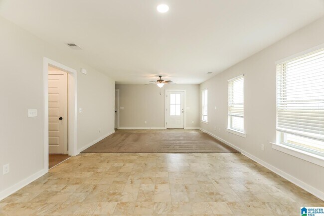 Building Photo - 100 Deer Creek Dr