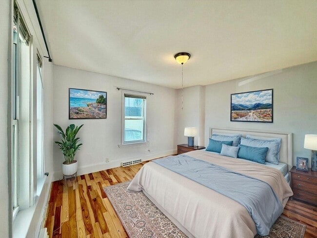 Building Photo - 29 Trafford St