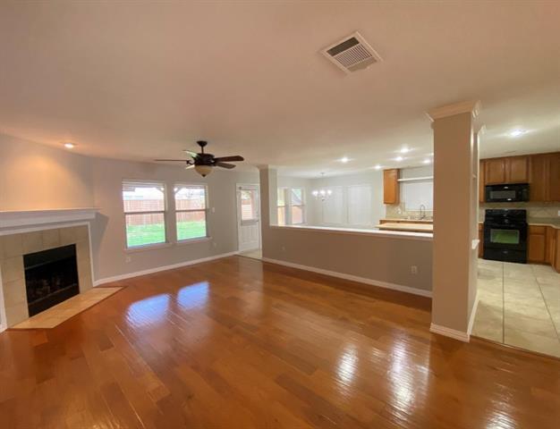 Foto del edificio - 10608 Colfax Dr