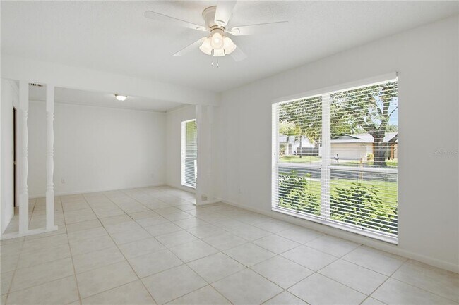Foto del edificio - 2028 Sussex Rd