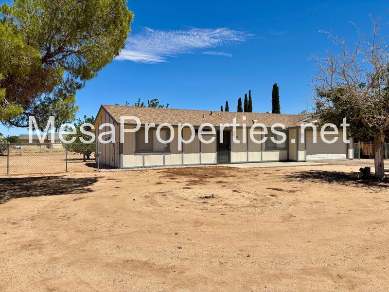 Foto principal - 21150 Nandina St
