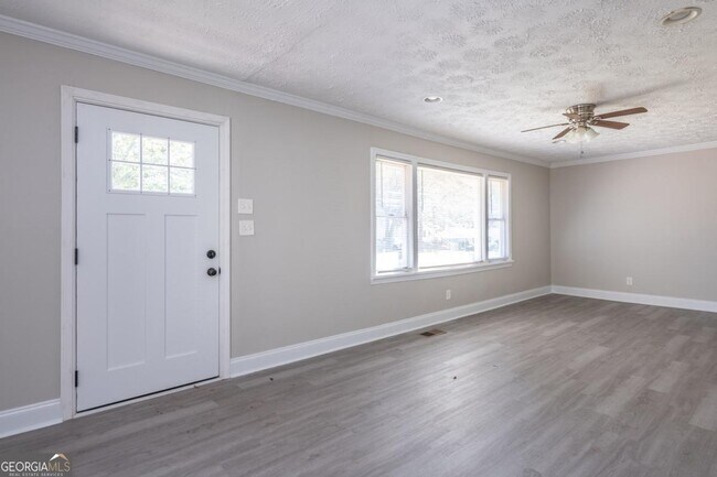 Foto del edificio - 2153 Burroughs Ave SE