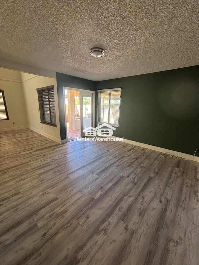 Building Photo - 1836 N Stapley Dr