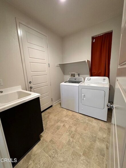 Foto del edificio - 1217 Redbud St