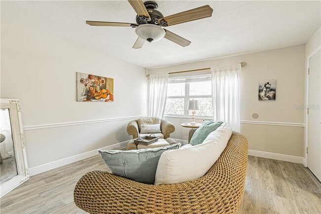 Foto del edificio - 4810 S Dauphin Ave