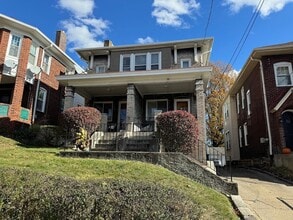 Building Photo - 2345 Tilbury Ave