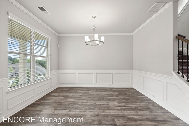 Foto del edificio - 4 br, 3 bath House - 2315 Overlook Avenue