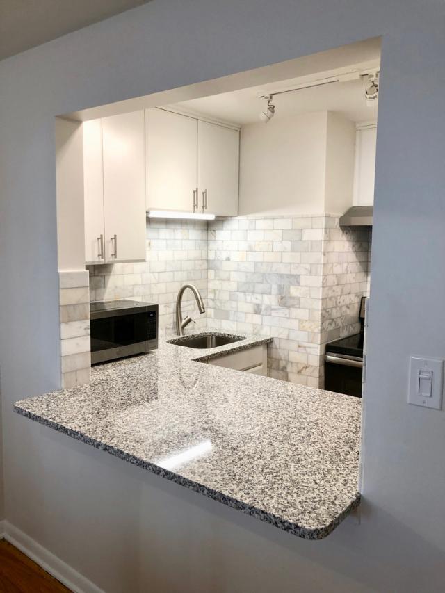 Foto del edificio - 0 bedroom in Chicago IL 60657