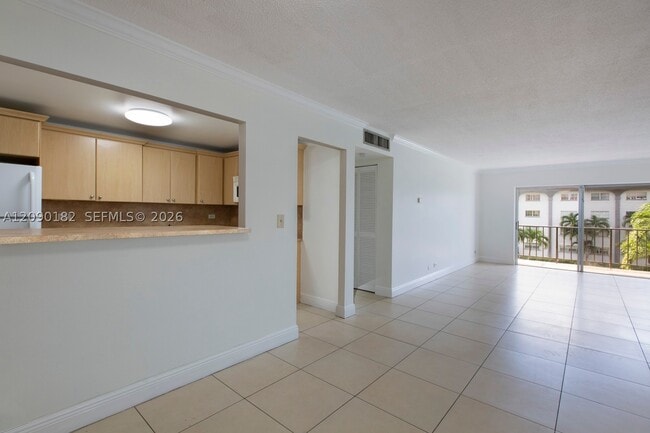 Building Photo - 8107 SW 72nd Ave