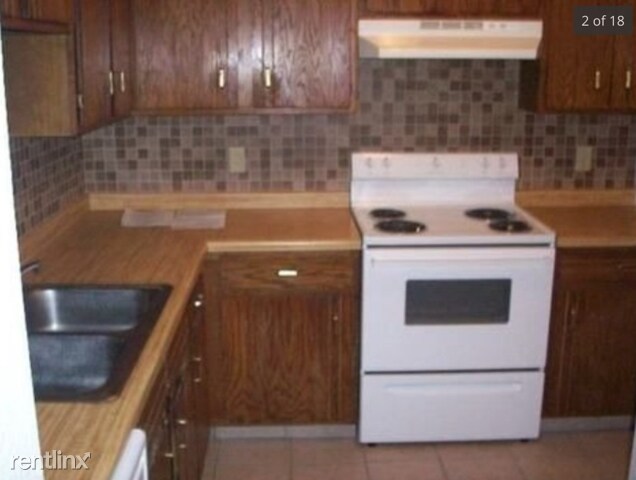 Foto del edificio - 6501 Channel Rd NE