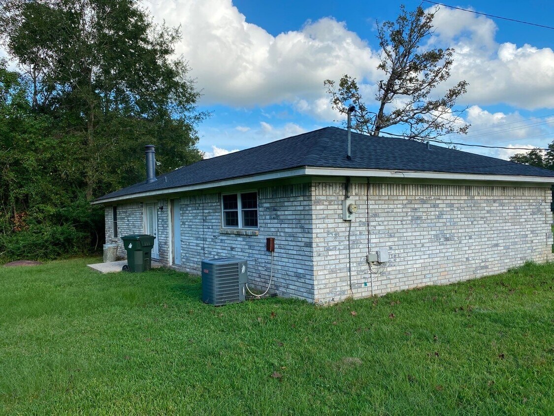 Foto del edificio - 2114 W Gibson St