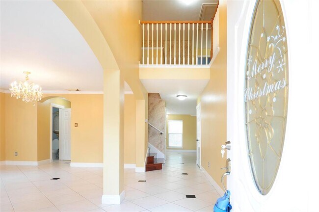 Building Photo - 2623 Whitinham Dr