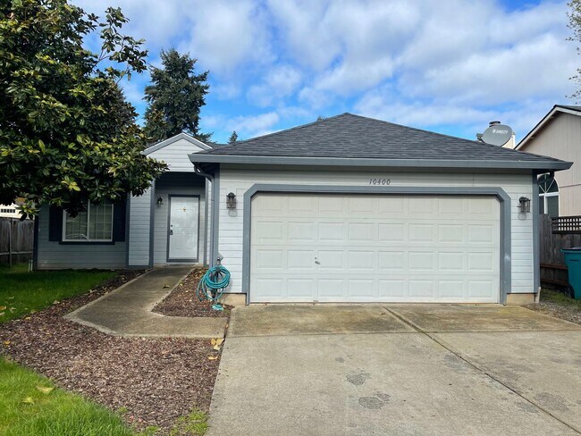 Building Photo - 3 BD Ranch in Well-Established Neighborhoo...