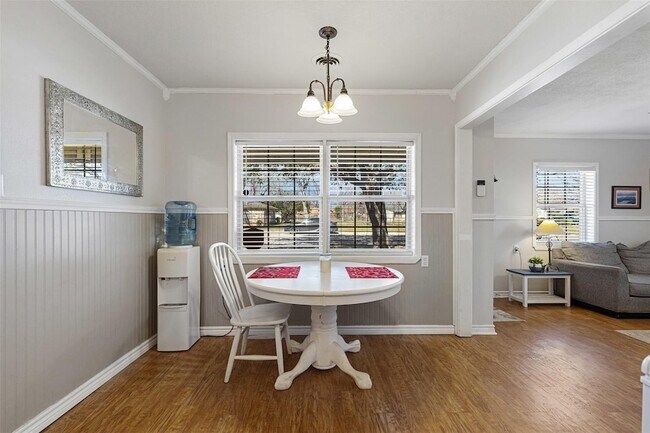 Foto del edificio - 705 Phillips St