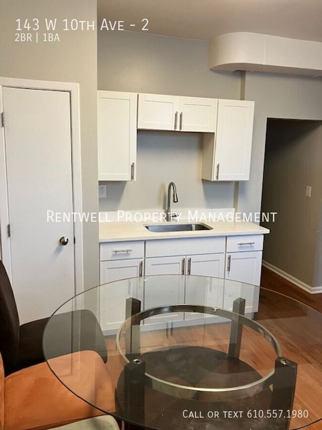 Photo - 143 W 10th Ave Apartment